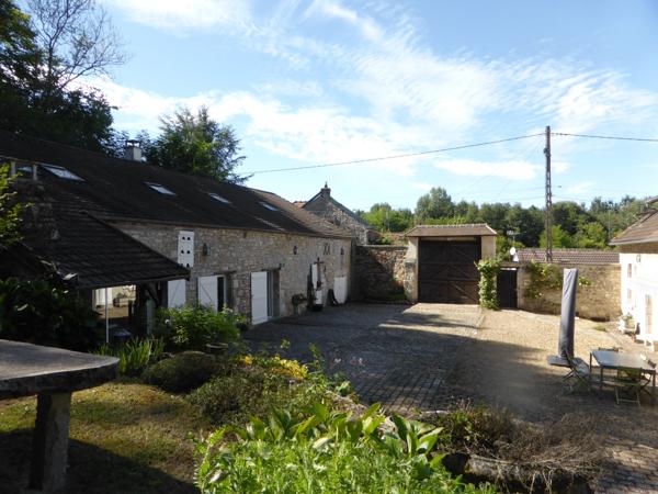 À vendre - Maison ancienne, 7 pièces située à Séry-Magneval (60800)