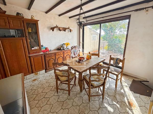 LES PENNES MIRABEAU - EXCLUSIVITE - Maison T4 + sous-sol et garage sur parcelle de  420m2