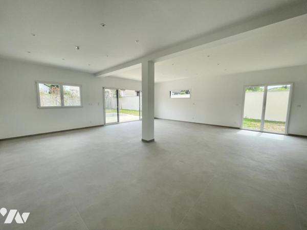 Maison contemporaine 6 pièces avec piscine