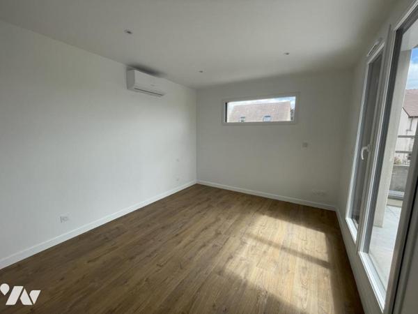 Maison contemporaine 6 pièces avec piscine