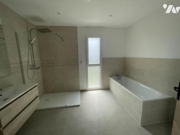 Maison contemporaine 6 pièces avec piscine