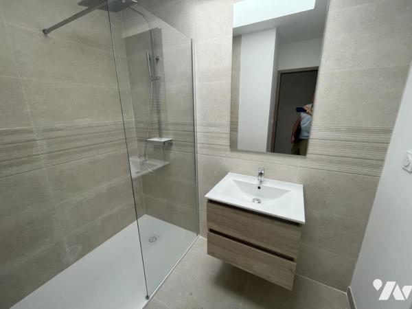 Maison contemporaine 6 pièces avec piscine