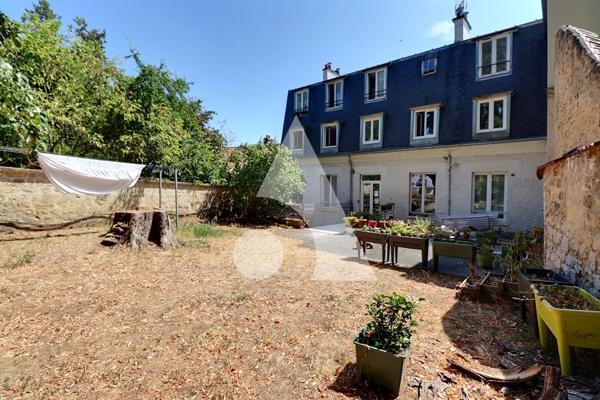 Immeuble 300 m2