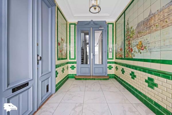 Magnifique appartement ancien parquet moulures cheminées