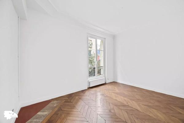 Magnifique appartement ancien parquet moulures cheminées