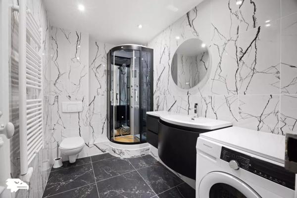 Magnifique appartement ancien parquet moulures cheminées