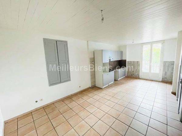 Maison de village T4 de 77m2 rénové à Pézilla-la-Rivière