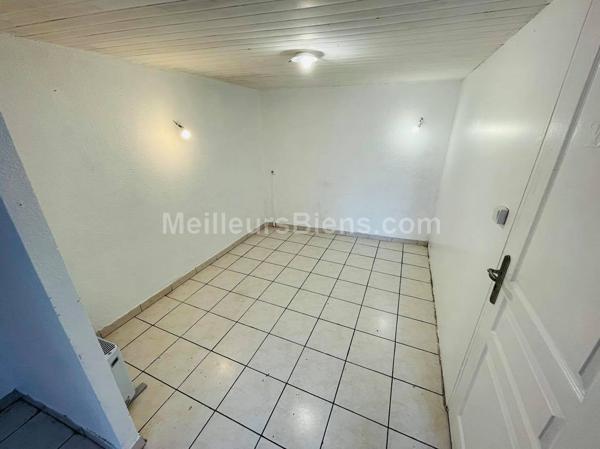 Maison de village T4 de 77m2 rénové à Pézilla-la-Rivière