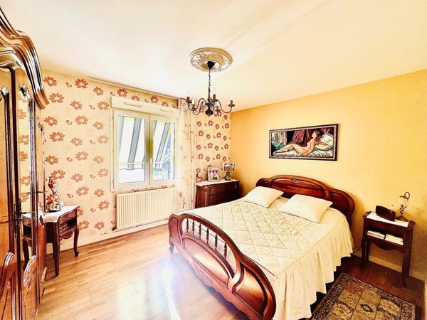 Joli pavillon sur sous sol