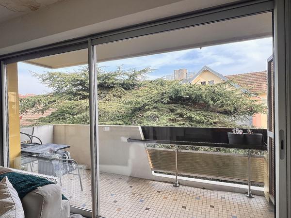 Magnifique appartement de 81 m2 idéalement situé en fond d'impasse - centre ville de BELFORT