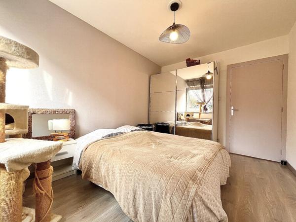 Magnifique appartement de 81 m2 idéalement situé en fond d'impasse - centre ville de BELFORT