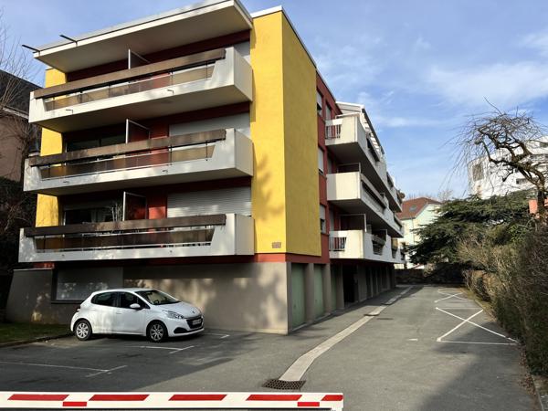 Magnifique appartement de 81 m2 idéalement situé en fond d'impasse - centre ville de BELFORT