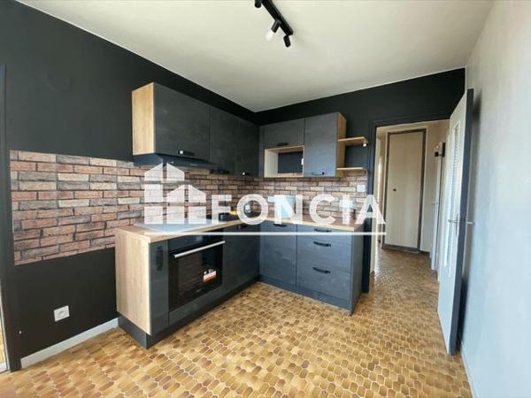 Location Appartement 3 pièces 60 m² - 50 RUE BAUDELAIRE Valence 26000