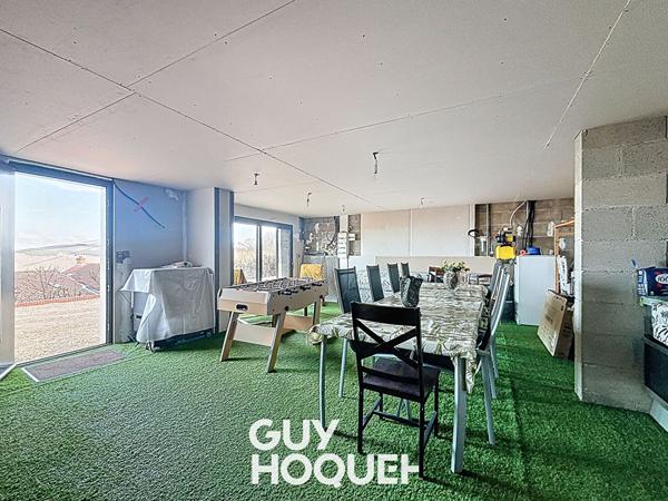 Maison avec piscine, dépendances et vue imprenable - 69840 CENVES