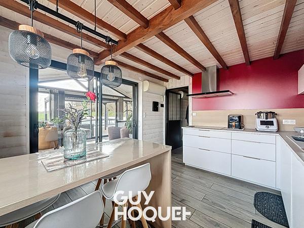 Maison avec piscine, dépendances et vue imprenable - 69840 CENVES