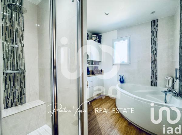 Maison à vendre 6 pièces 168 m² Saint-Aubin-de-Médoc