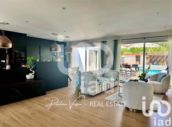 Maison à vendre 6 pièces 168 m² Saint-Aubin-de-Médoc