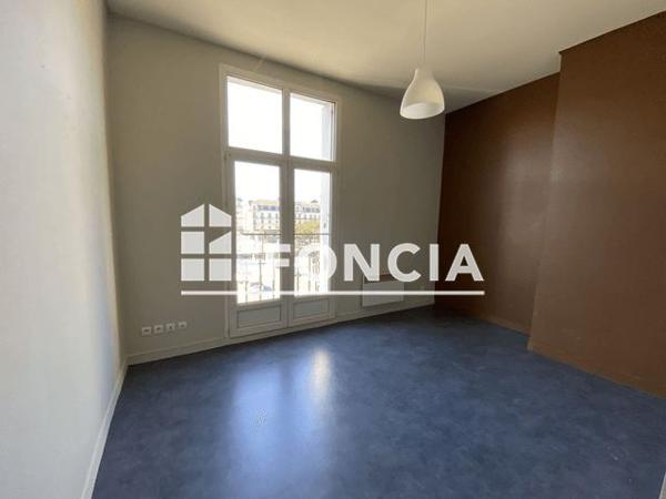 Location Studio 20.02 m² - 2 RUE EDOUARD VAILLANT Tours 37000