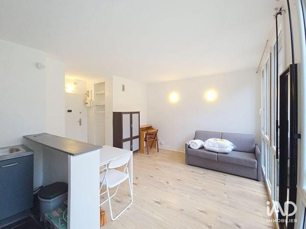 Location studio 26 m² Meudon