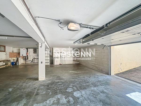 A VENDRE Maison Auch 4 chambres, jardin cloture et arbore, vue degagee, garage 70m2 en sous sol, veranda