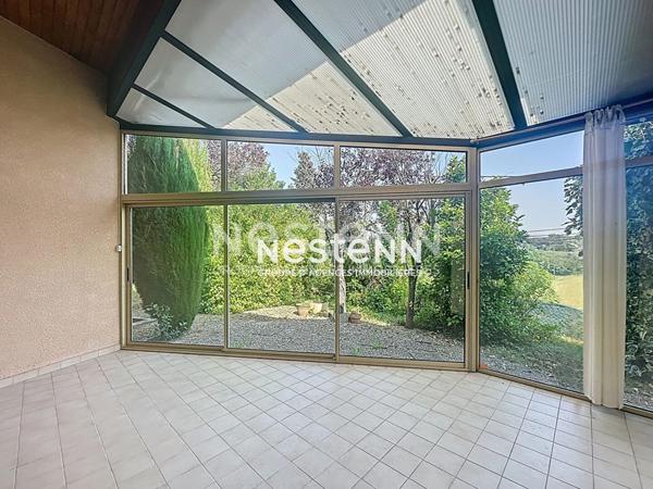 A VENDRE Maison Auch 4 chambres, jardin cloture et arbore, vue degagee, garage 70m2 en sous sol, veranda