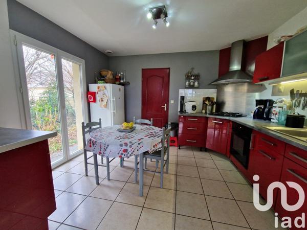 Maison 5 pièces de 146 m² à Idron (64320)