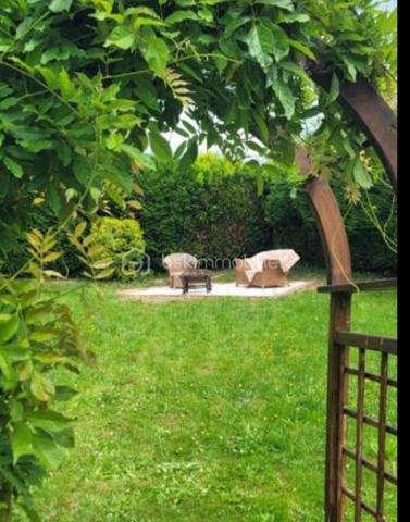 Maison de village de 330 m²