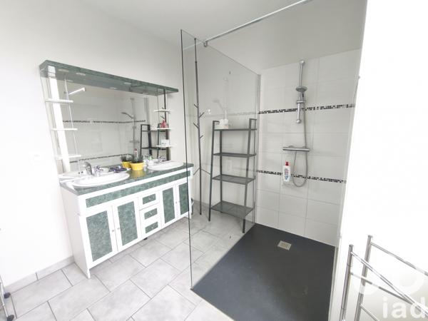 Maison à vendre 9 pièces 175 m² Cuillé