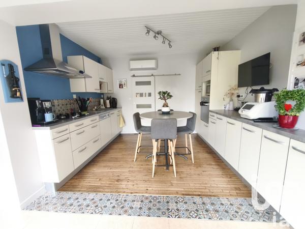 Maison à vendre 9 pièces 175 m² Cuillé