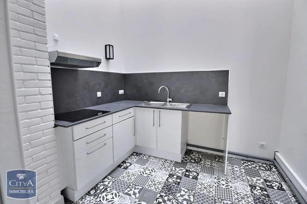 Appartement à louer 2 pièces 60.73m² Bordeaux (33000)