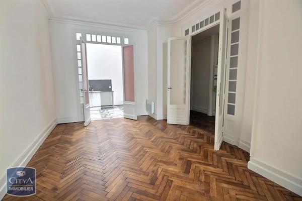 Appartement à louer 2 pièces 60.73m² Bordeaux (33000)