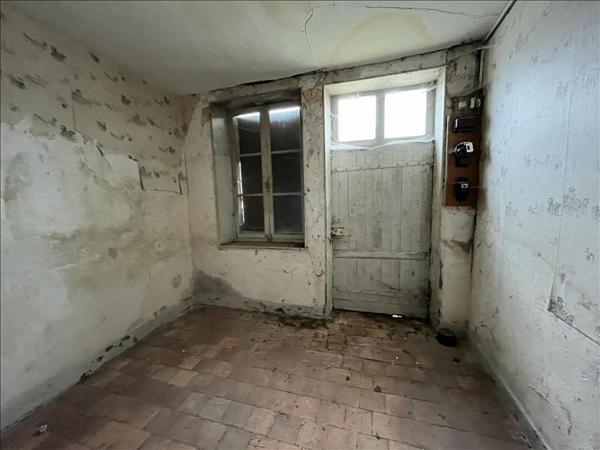 Maison à vendre |  Charenton-du-Cher |  6 pièces | 120 m²