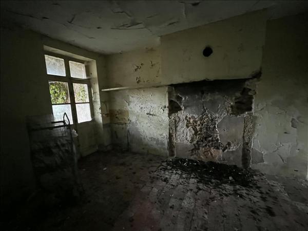 Maison à vendre |  Charenton-du-Cher |  6 pièces | 120 m²