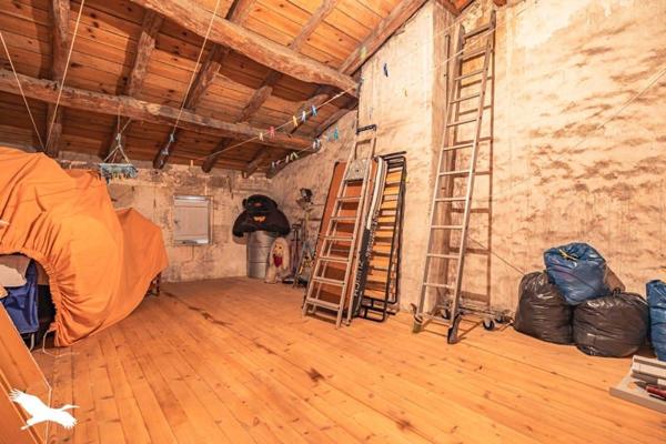 Maison à vendre |  Tonnay-Charente |  6 pièces | 180 m²