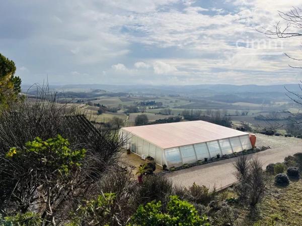 Votre agence CIMM vous présente cette belle villa de plain pied avec belles prestations sans aucun travaux à prévoir.