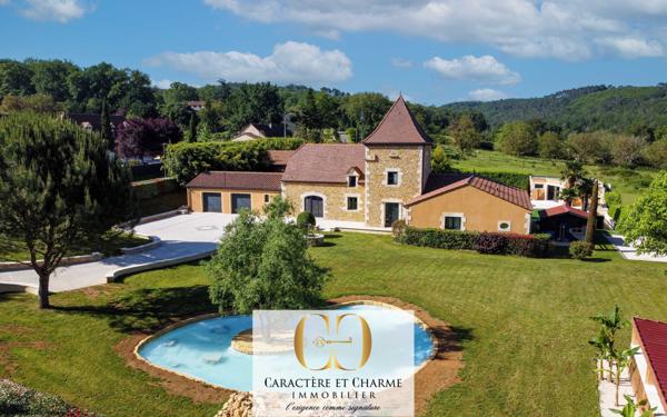 Gourdon (46300) Propriété contemporaine. 316m2. Prestations haut de gamme. Piscine spa.