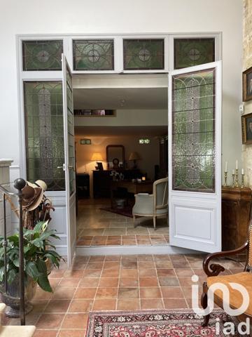 Maison rustique 10 pièces de 300 m² à Libourne (33500)