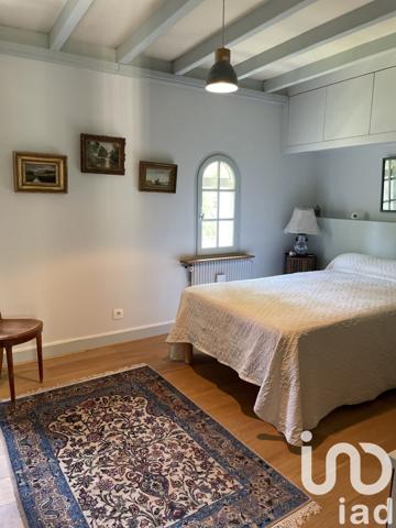 Maison rustique 10 pièces de 300 m² à Libourne (33500)