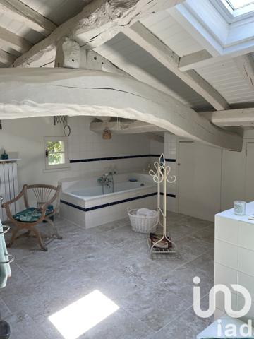 Maison rustique 10 pièces de 300 m² à Libourne (33500)