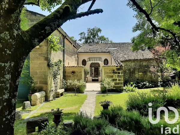 Maison rustique 10 pièces de 300 m² à Libourne (33500)