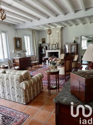 Maison rustique 10 pièces de 300 m² à Libourne (33500)