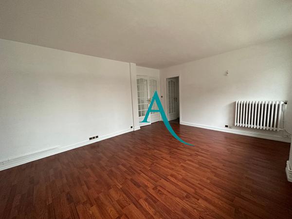 Votre agence l'Adresse vous propose un appartement T2/3 secteur des Halles