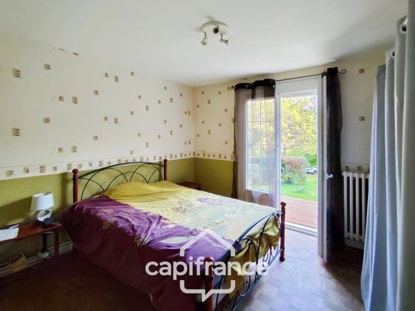 Maison à vendre 7 pièces BESSE SUR BRAYE (72) - terrain de 4036 m² -