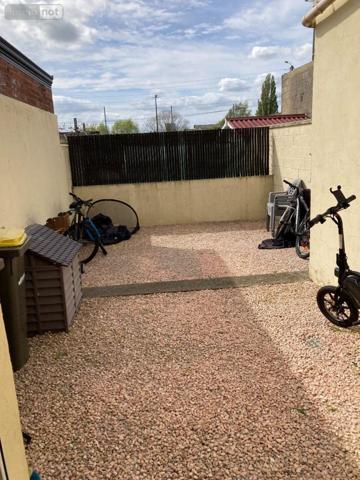 Maison à louer à Merville dans le Nord (59660), ref : CLOC139