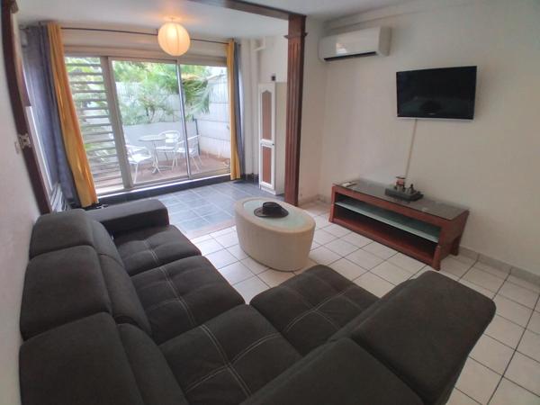 Appartement T2/T3 de 57 m² Saint Gilles les Bains (prox. Roches Noires)