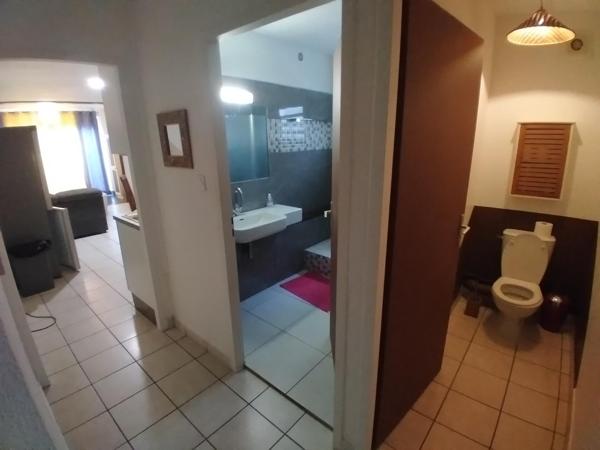 Appartement T2/T3 de 57 m² Saint Gilles les Bains (prox. Roches Noires)