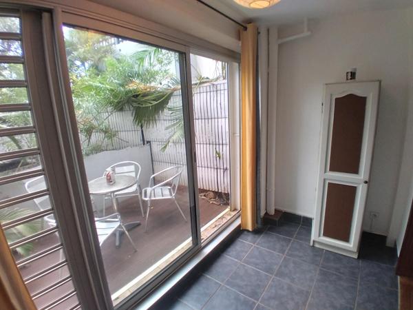Appartement T2/T3 de 57 m² Saint Gilles les Bains (prox. Roches Noires)