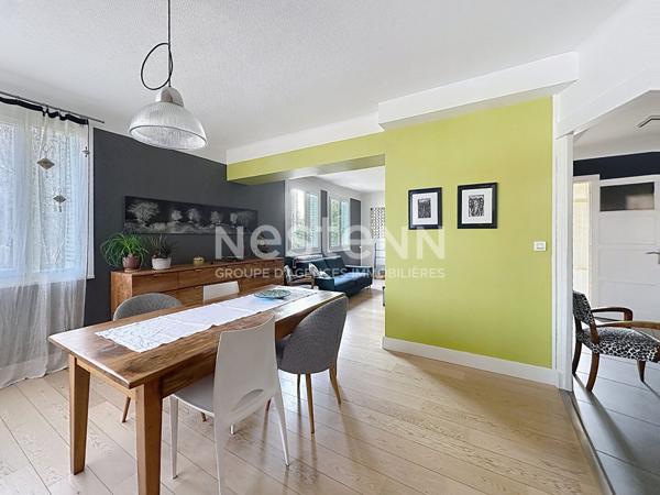 Appartement triplex avec 3 chambres, un bureau et un jardin - 69500 BRON