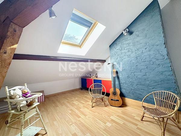 Appartement triplex avec 3 chambres, un bureau et un jardin - 69500 BRON