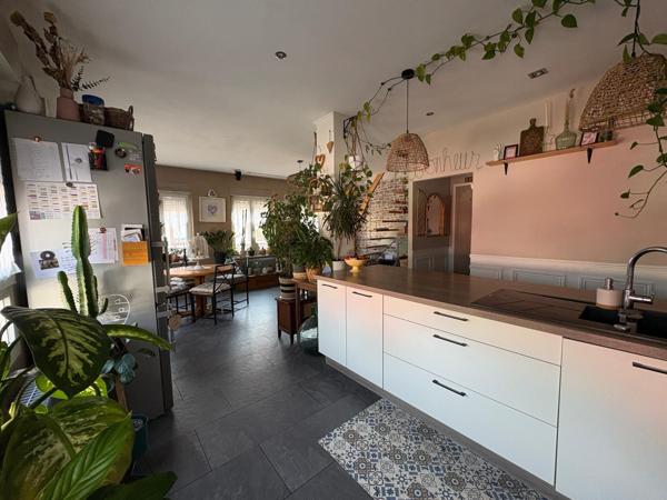 EN EXCLUSIVITÉ – Magnifique triplex rénové avec terrasse à Bischwiller